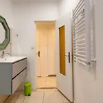 Proche Du Port Et Confort Apartamento