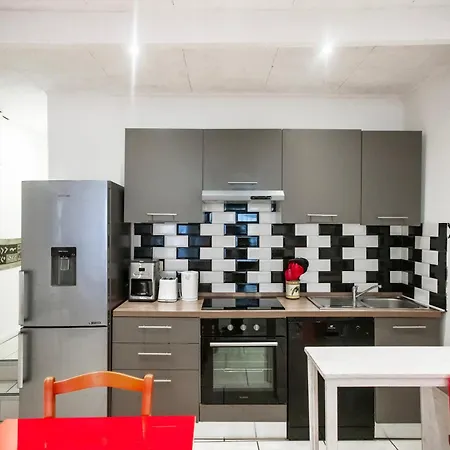 Apartamento Proche Du Port Et Confort *